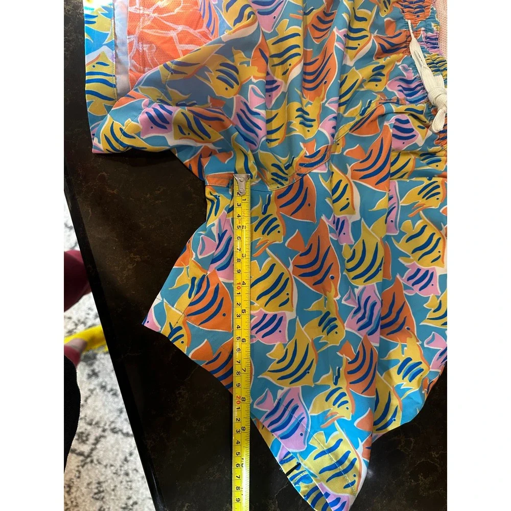 chubbies swim trunks